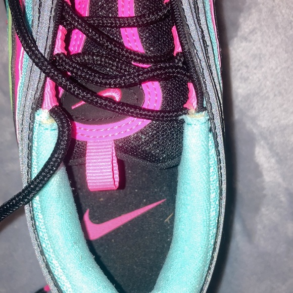 COPY - Nike Air Max 97 ‘Hyper Turquoise’ - Picture 5 of 9